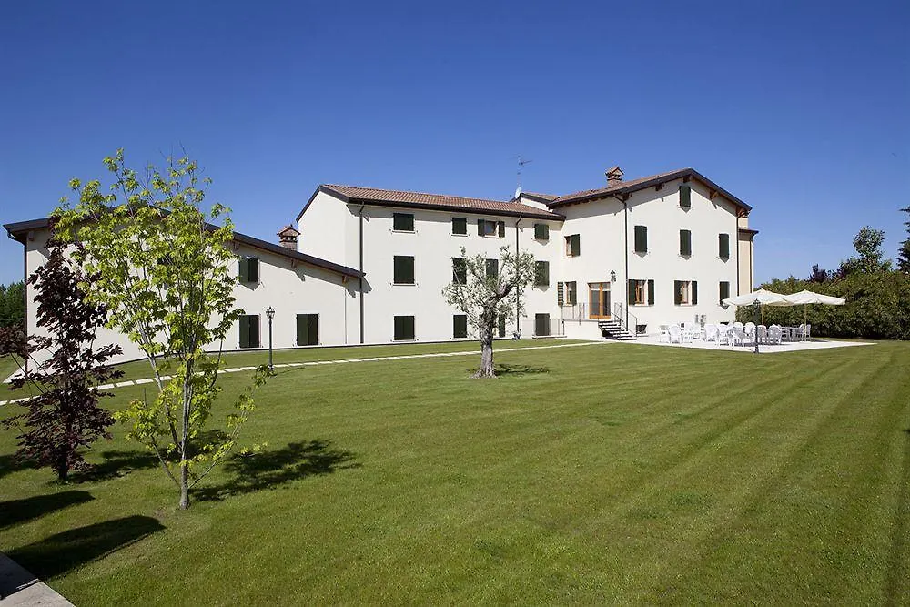 Relais Corte Pontigliardo Cola