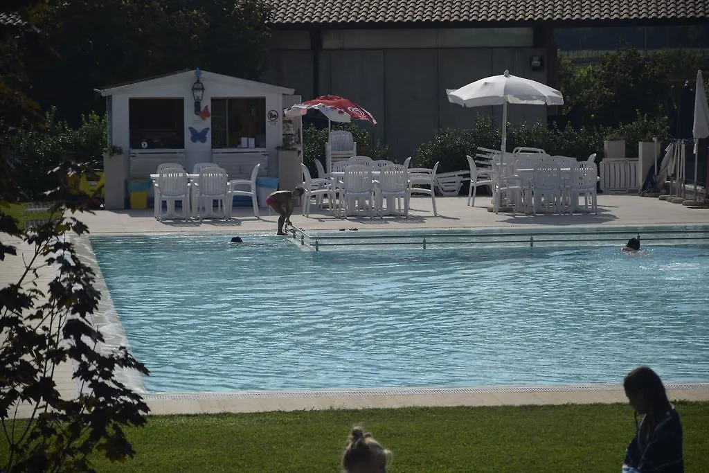 Relais Corte Pontigliardo Cola  Italy